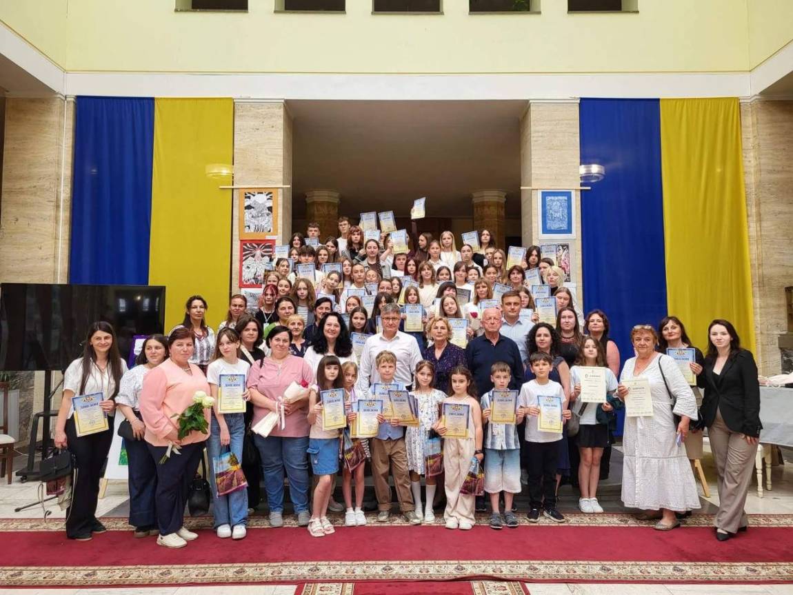 Випускники Закарпатської академії мистецтв формують сучасний мистецько-освітній простір краю
